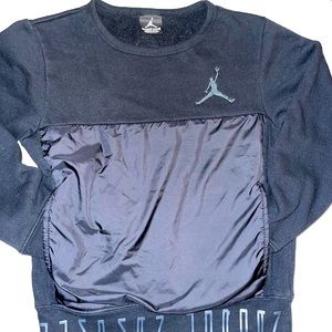 Jordan hoodie for small boys size (8).